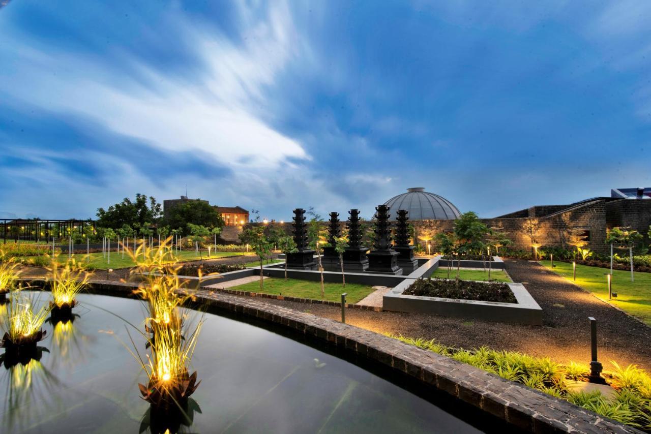 Viveda Wellness Resort นาสิก ภายนอก รูปภาพ