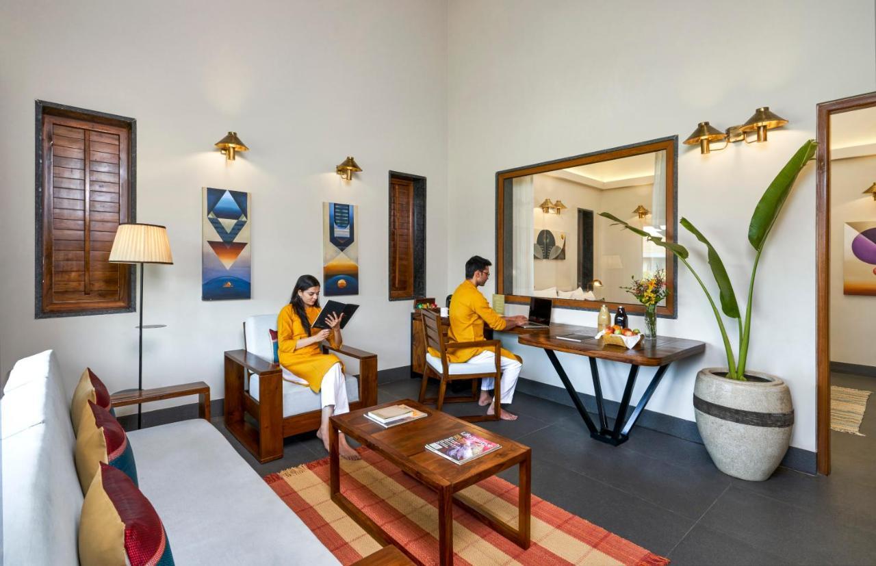 Viveda Wellness Resort นาสิก ภายนอก รูปภาพ